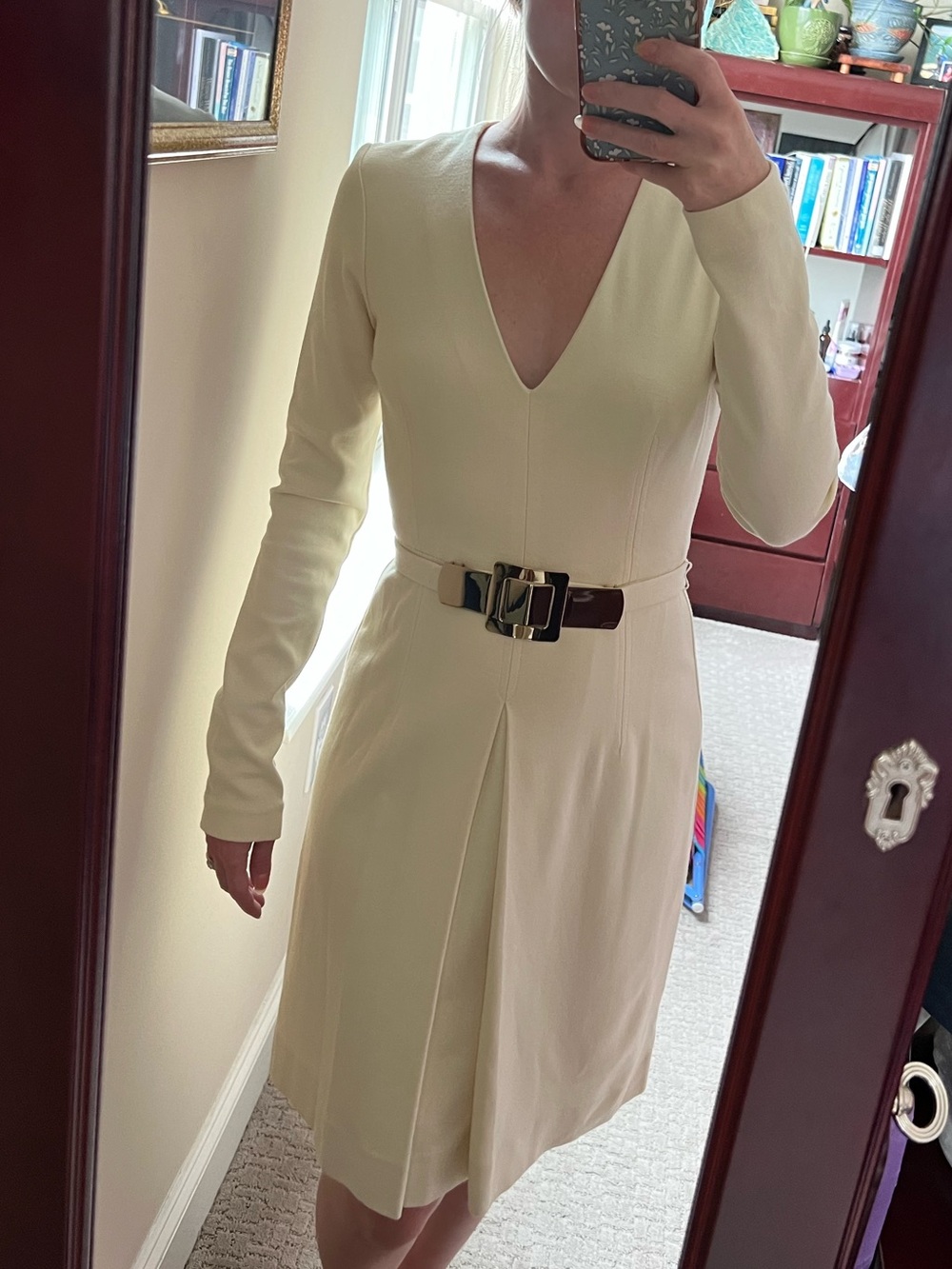 Milly Cream Ivory Dress with Gold belt XS Classic long sleeve - Picture 3 of 12